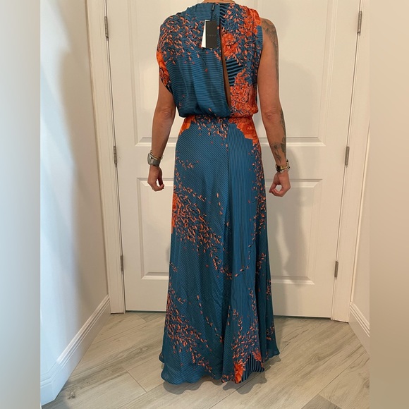 LAHIVE 100% Silk high slit long dress. NEVER WORN - Picture 3 of 5